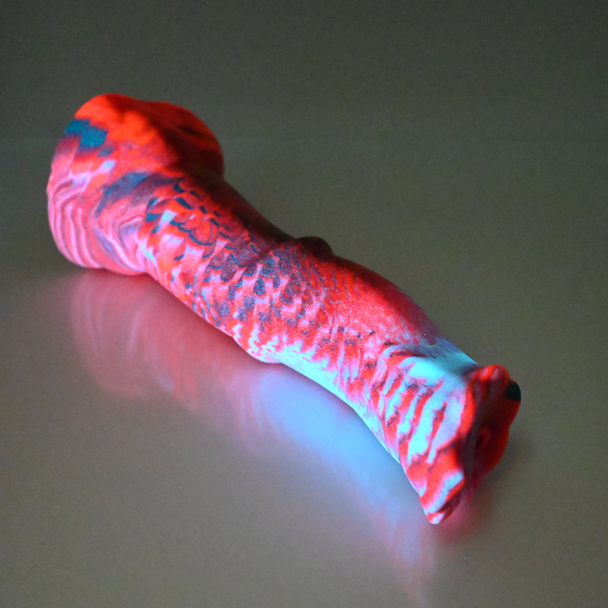 K4MBP70 Kitalpha Large 0050 UV GITD