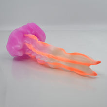 Load image into Gallery viewer, V2SCR90 Snark&#39;s Maw Small 0030 UV GITD
