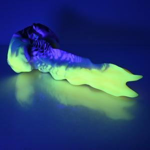 V3MCR98 Snark's Maw Medium 0050 UV GITD