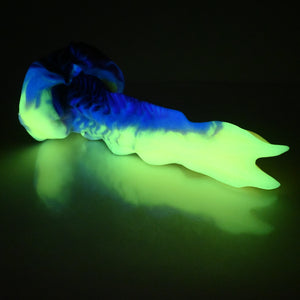 V3MCR98 Snark's Maw Medium 0050 UV GITD