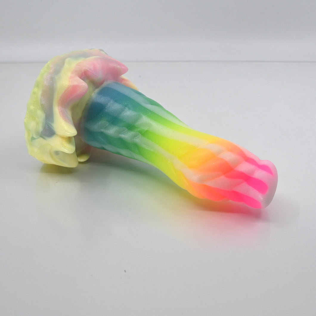 S2SCR69 Snark Small 0030 UV GITD