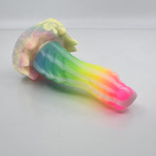 Load image into Gallery viewer, S2SCR69 Snark Small 0030 UV GITD
