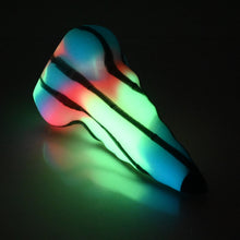 Load image into Gallery viewer, D2MBQ67 Dragon Tail Small 0050 UV GITD
