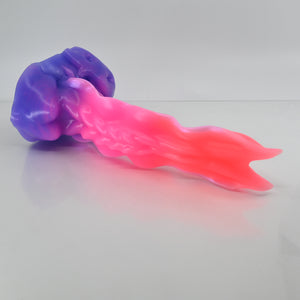 V3MCT21 Snark's Maw Medium 0050 UV GITD