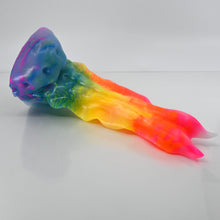 Load image into Gallery viewer, V3MCT20 Snark&#39;s Maw Medium 0050 UV GITD
