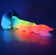 Load image into Gallery viewer, V3MCT20 Snark&#39;s Maw Medium 0050 UV GITD

