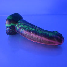 Load image into Gallery viewer, T2MCT13 Titan Small 0050 UV GITD
