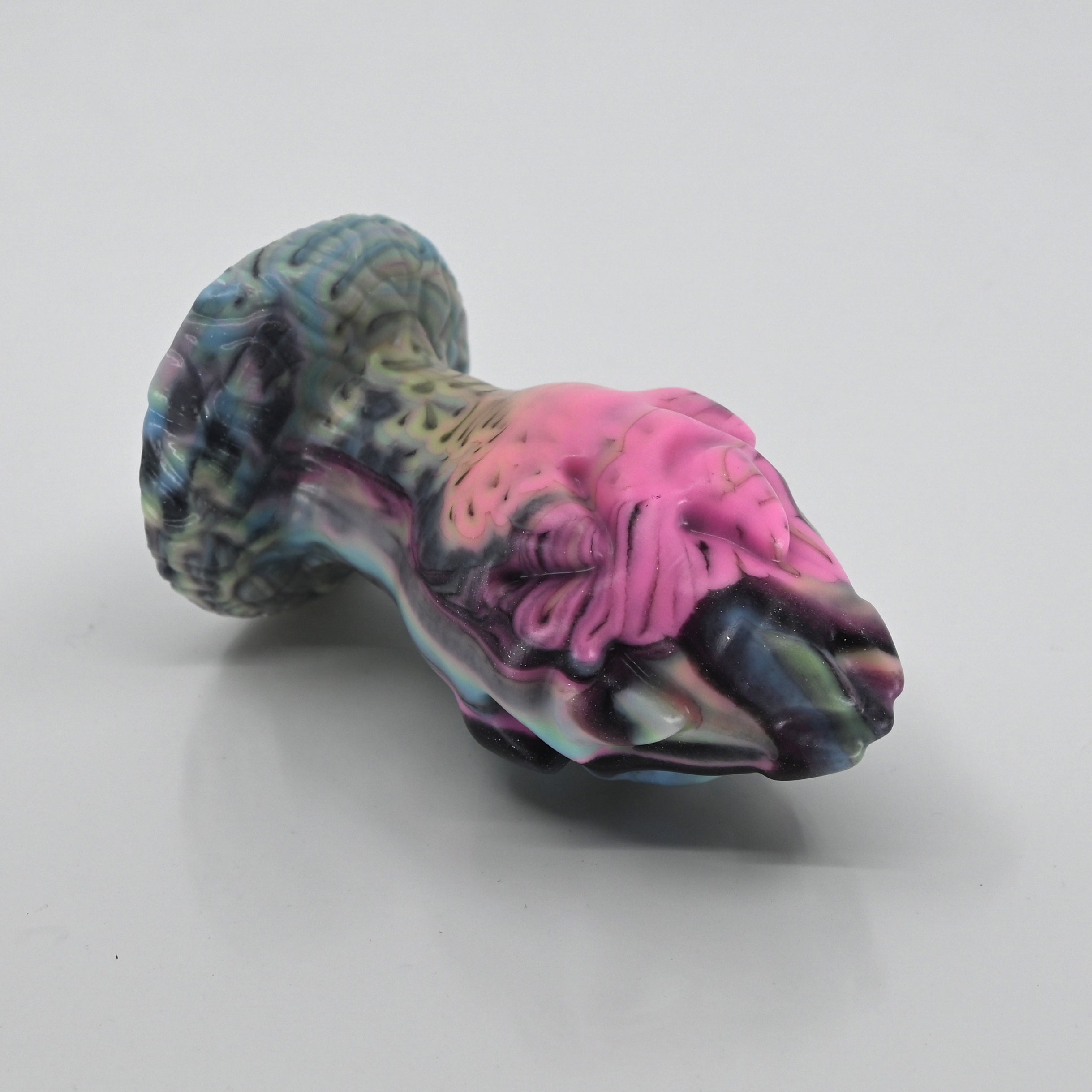 F1MBR74 Dragonfruit Plug Mini 0050 UV GITD