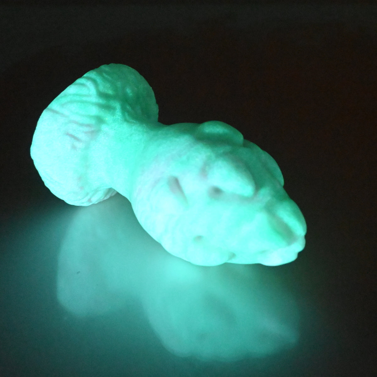 F3MBR76 Dragonfruit Plug Medium 0050 UV GITD