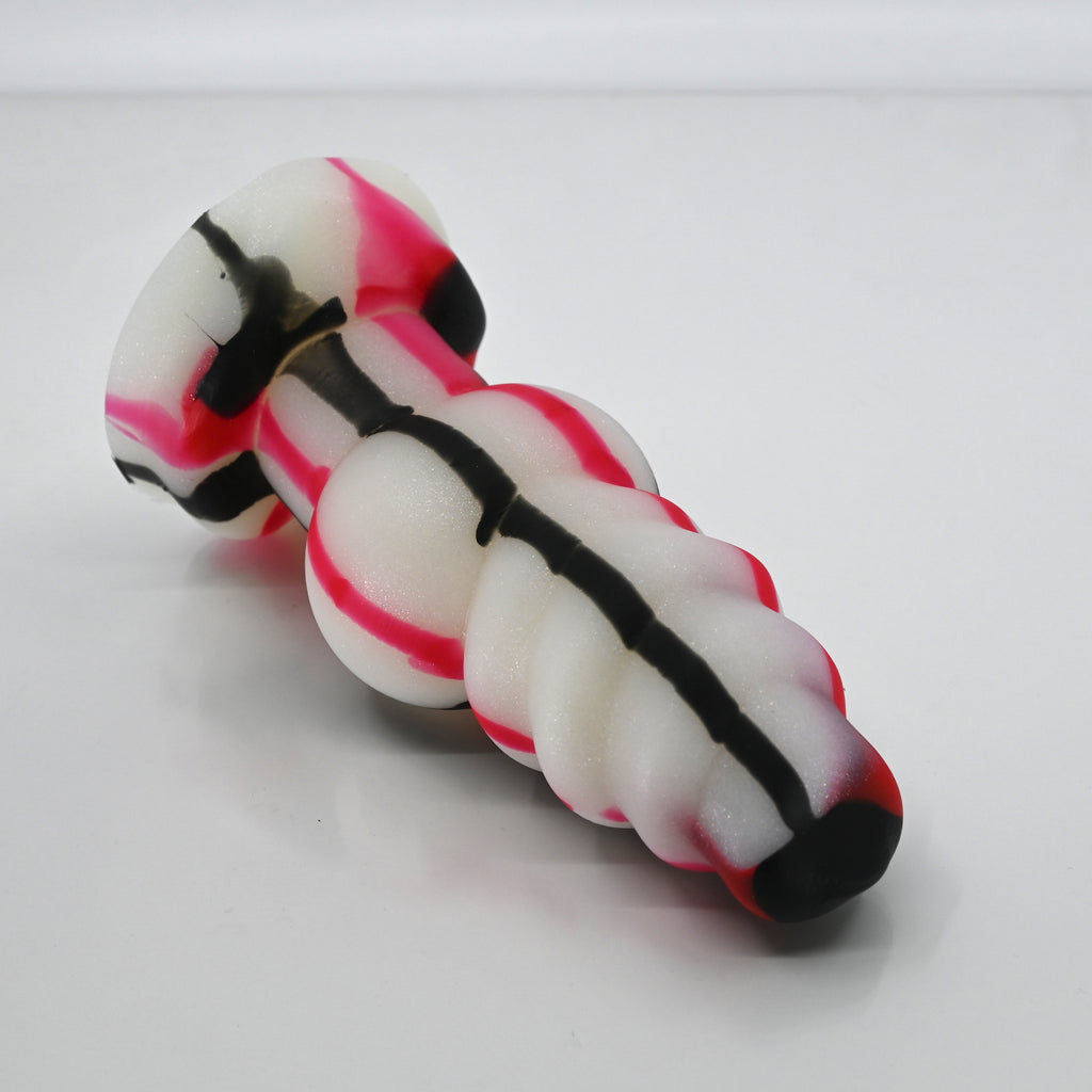 P2MBR38 Pluto Small 0050 UV GITD