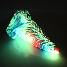 Load image into Gallery viewer, D2MBR71 Dragontail Small 0050 UV GITD
