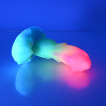 Load image into Gallery viewer, R2SCU25 Oberon Small 0030 UV GITD
