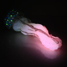 Load image into Gallery viewer, H4SCU93 Hydrae Large 0030 UV GITD
