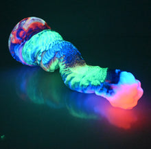 Load image into Gallery viewer, H4MCU90 Hydrae Large 0050 UV GITD
