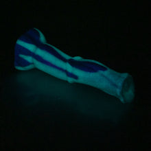 Load image into Gallery viewer, K2SCV34 Kitalpha Small 0030 UV GITD
