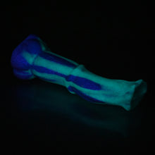 Load image into Gallery viewer, K3SCV31 Kitalpha Medium 0030 UV GITD
