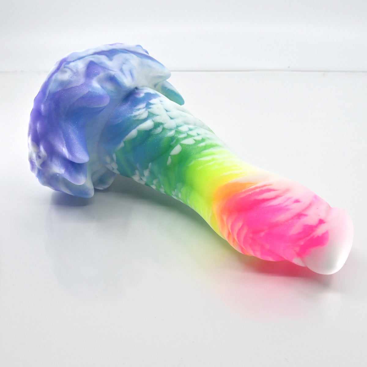 S3SBU93 Snark Medium 0030 UV GITD *FLOP*