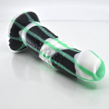 Load image into Gallery viewer, T3MBV09 Titan Medium 0050 UV GITD
