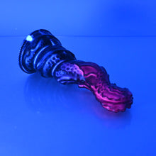 Load image into Gallery viewer, H2SCW27 Hydrae Small 0030 UV GITD
