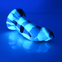 Load image into Gallery viewer, E2SCW12 Everyday Goblin 0030 UV GITD
