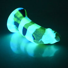 Load image into Gallery viewer, E2SCW12 Everyday Goblin 0030 UV GITD
