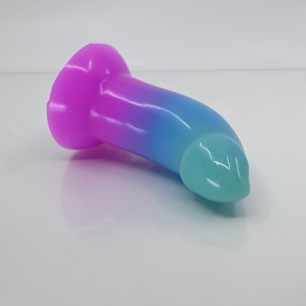 E2XCW10 Everyday Goblin 0020 UV GITD