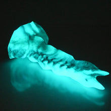 Load image into Gallery viewer, V1SBW79 Snark&#39;s Maw Mini 0030 UV GITD
