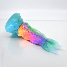 Load image into Gallery viewer, V2TBW76 Snark's Maw Small NC 0031 UV GITD
