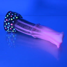 Load image into Gallery viewer, K3SCW59 Kitalpha Medium 0030 UV GITD
