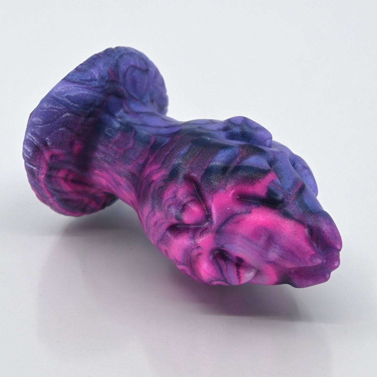 F1MBV63 Dragonfruit Plug Mini 0050 UV GITD