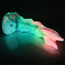 Load image into Gallery viewer, V4SCB51 Snark&#39;s Maw Large 0030 UV GITD
