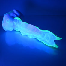 Load image into Gallery viewer, V3TCC94 Snark&#39;s Maw Medium NC 0031 UV GITD
