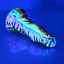Load image into Gallery viewer, J2SCB92 Jupiter Small 0030 UV GITD
