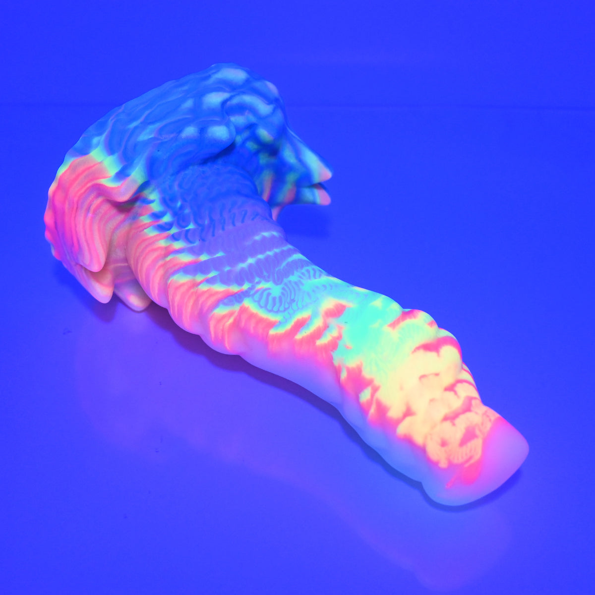 S3MBD17 Snark Medium Medium UV GITD