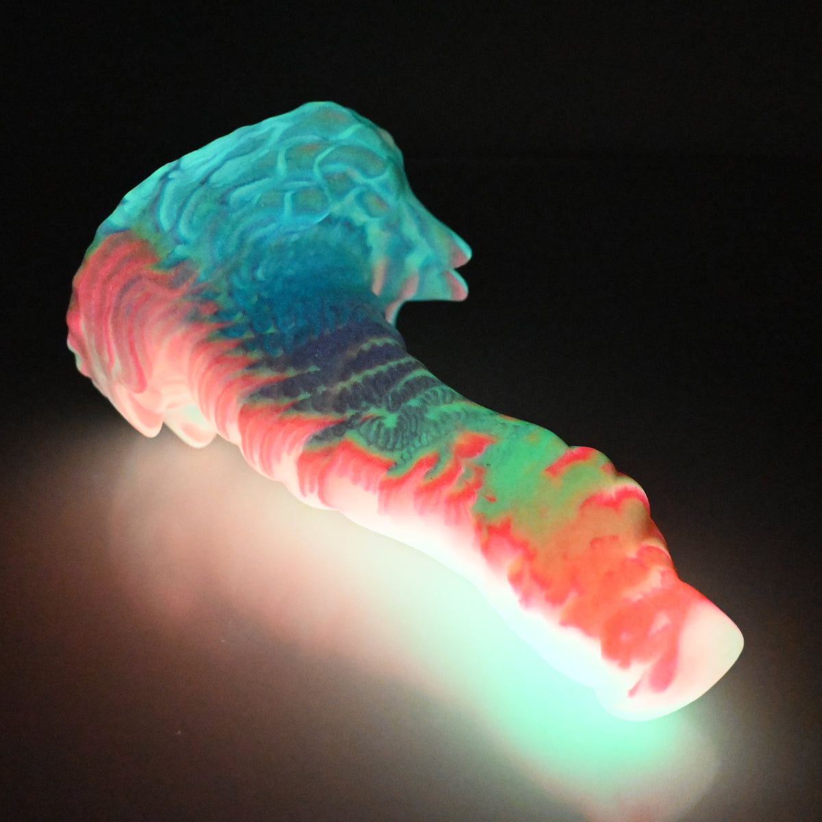 S3MBD17 Snark Medium Medium UV GITD