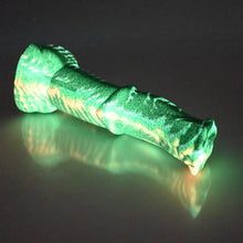 Load image into Gallery viewer, K3SCC11 Kitalpha Medium 0030 UV GITD
