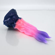 Load image into Gallery viewer, V1SCE30 Snark&#39;s Maw Mini 0030 UV GITD
