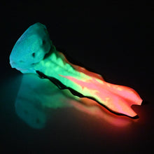 Load image into Gallery viewer, V1MCE32 Snark&#39;s Maw Mini 0050 UV GITD
