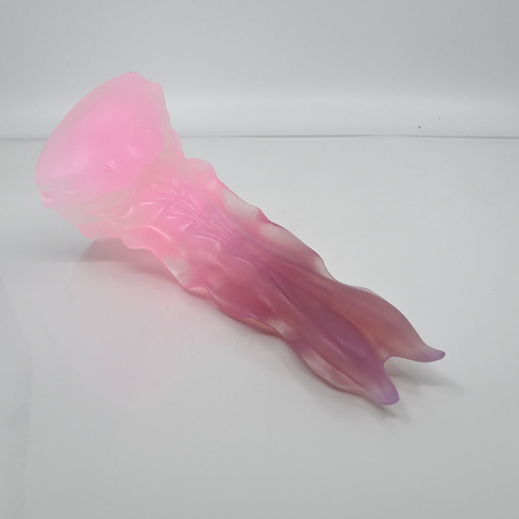 V2NCE39 Snark's Maw Small NC 0045 UV