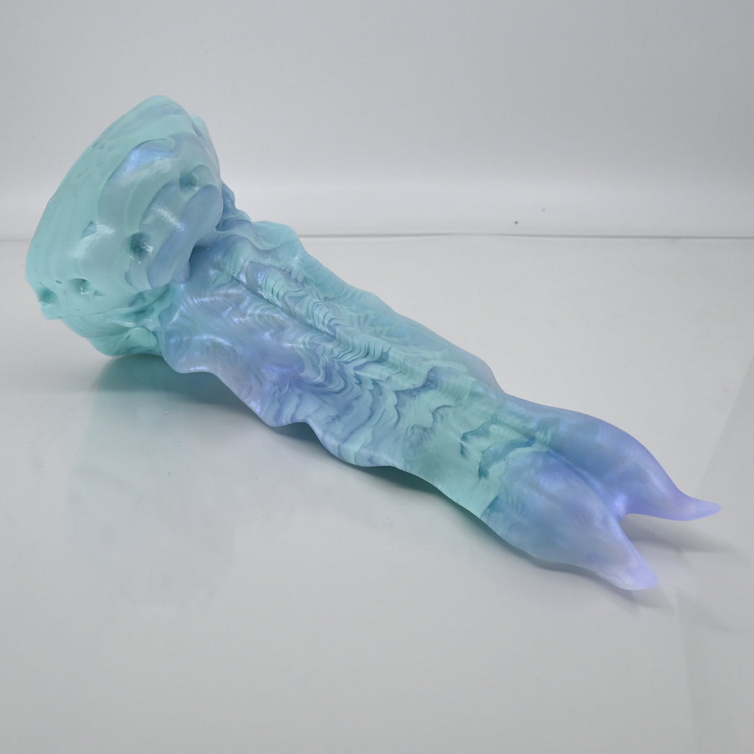 V3MCE51 Snark's Maw Medium 0050 UV