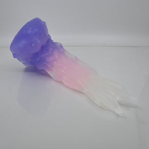 V3NCE49 Snark's Maw Medium NC 0045 UV