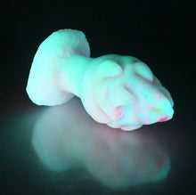 Load image into Gallery viewer, F3MDC48 Dragonfruit Plug Medium 0050 UV GITD *FLOP*

