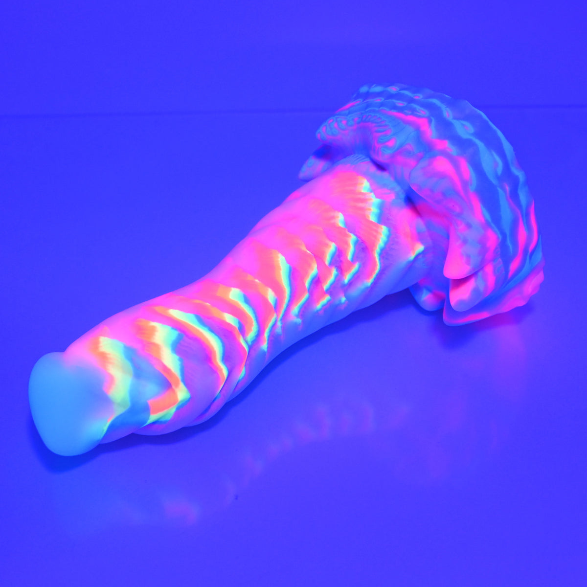 S3SBE89 Snark Medium Soft UV GITD