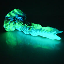 Load image into Gallery viewer, V2MCF95 Snark&#39;s Maw Small 0050 UV GITD
