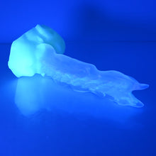 Load image into Gallery viewer, V2TCF87 Snark&#39;s Maw Small NC 0031 UV GITD
