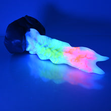 Load image into Gallery viewer, V3SCF00 Snark&#39;s Maw Medium 0030 UV GITD

