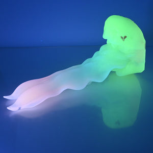 V3NCG01 Snark's Maw Medium NC 0045 UV GITD