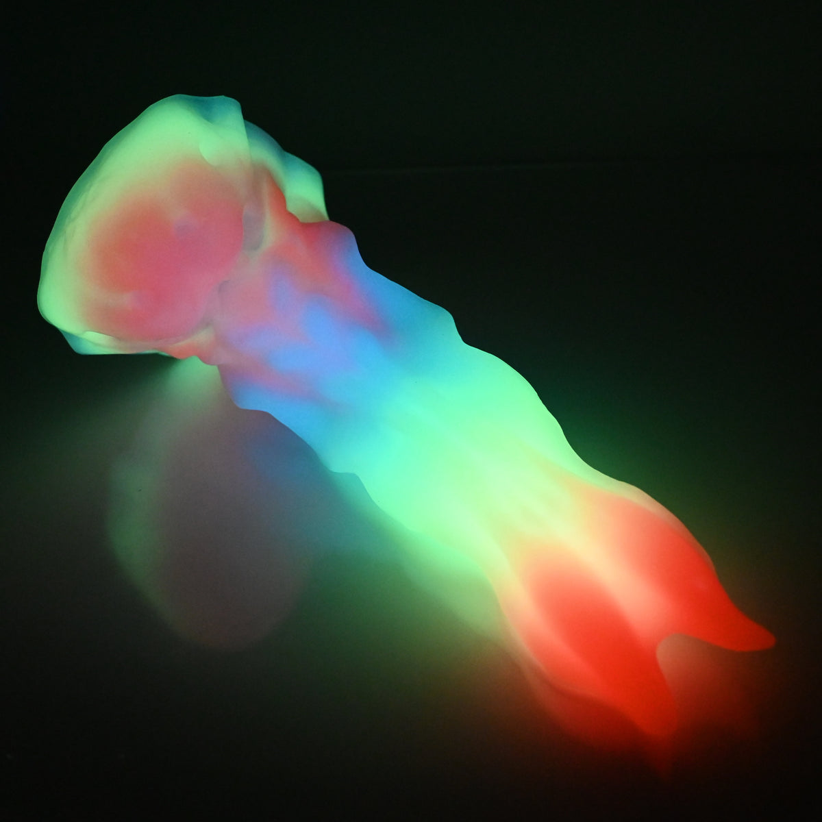 V3MBG27 Snark's Maw Medium Medium UV GITD
