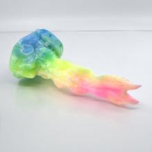 Load image into Gallery viewer, V1MCH33 Snark&#39;s Maw Mini 0050 UV GITD
