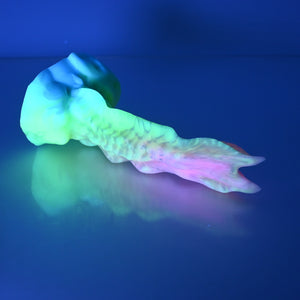 V1MCH33 Snark's Maw Mini 0050 UV GITD